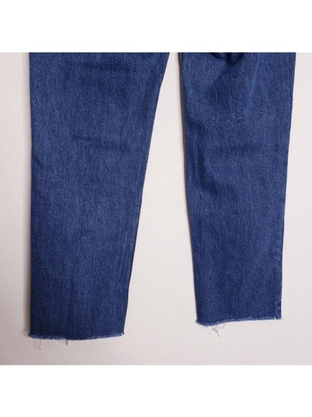 Old Navy High Rise Slouchy Straight Leg Distressed Ankle Jeans Women's Size 2 - Picture 7 of 10
